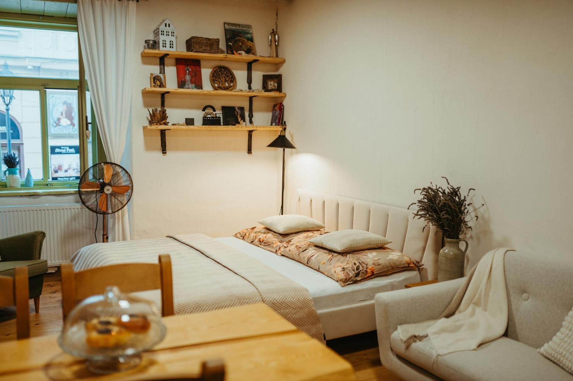 Apartman V Jungovom Dome - V Centre Stiavnice Banská Štiavnica エクステリア 写真